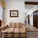 דירה Original Home, Juliet Balcony Canal View *