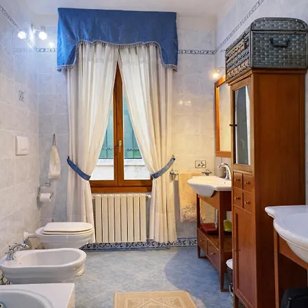 Original Home, Juliet Balcony Canal View Διαμέρισμα *